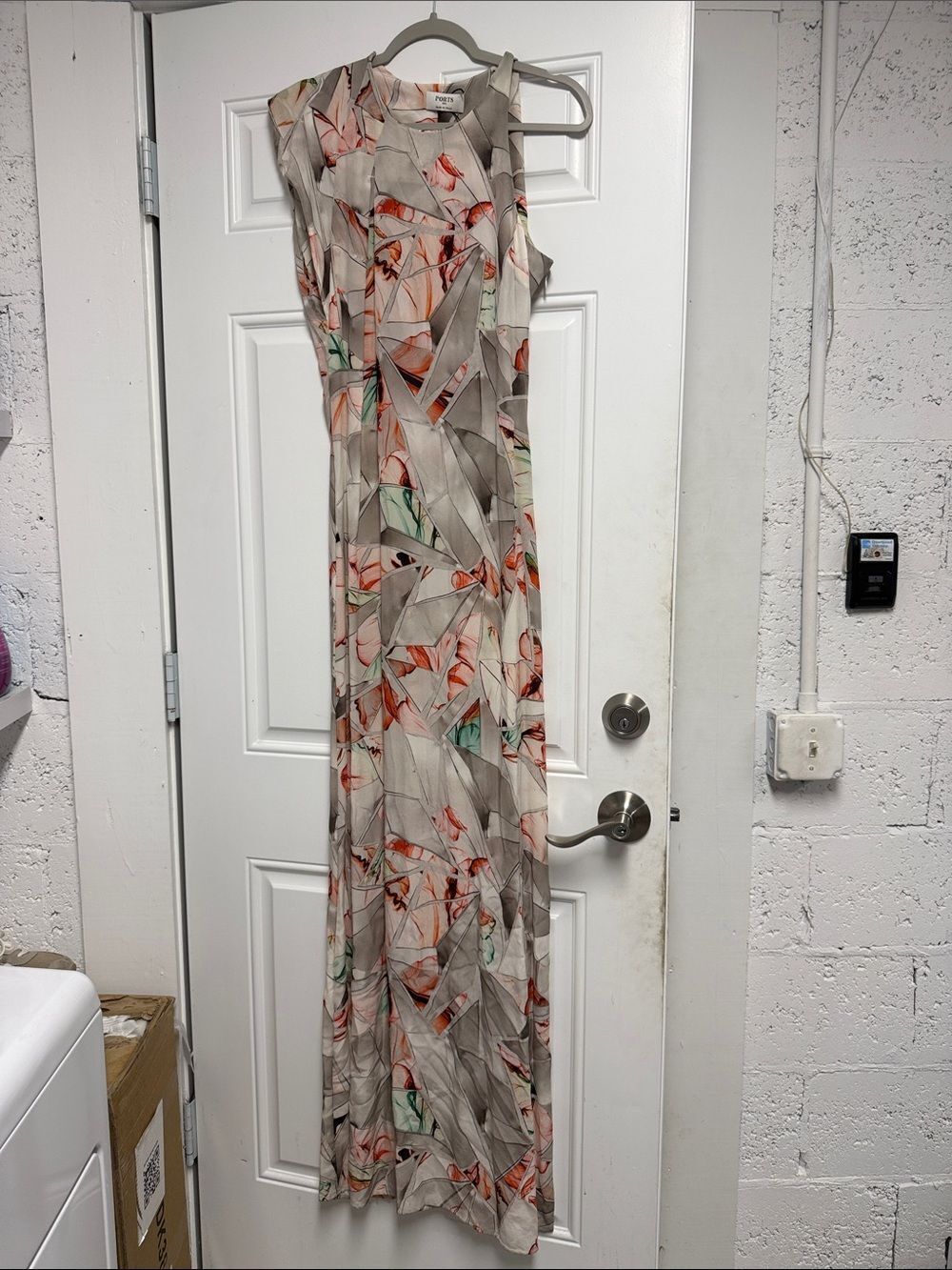 PORTS - Size 10 (44) Sleeveless Floral Abstract Maxi Dress in Beige and Coral - Picture 1 of 6